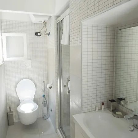 Flowers Casa de hóspedes 3*