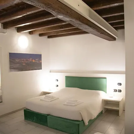 招待所 Flowers 罗马