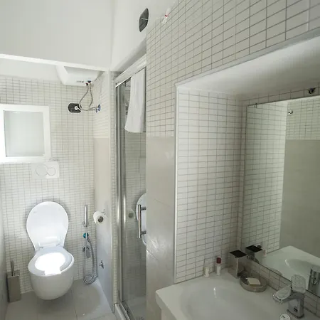 Gasthof Flowers Apartments Rom